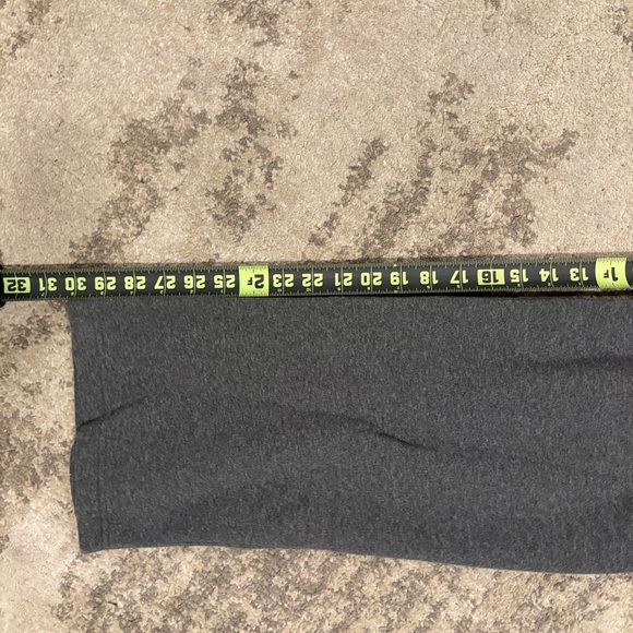 Under Armour Baggy Grey Thick Mens Sweatpants - Picture 6 of 6